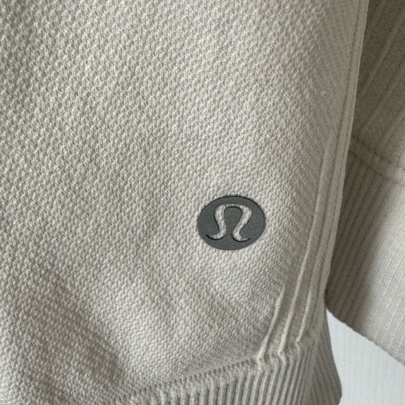 Lululemon men’s Engineered warmth long sleeve crew XXL colour is Bone. - Picture 4 of 7